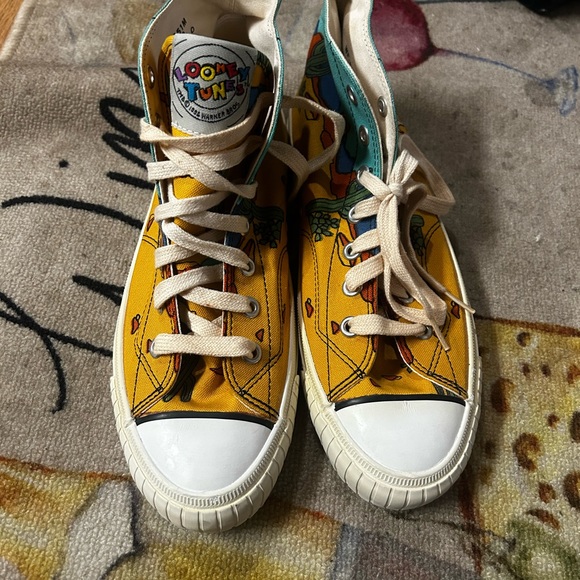 Looney Tunes 10  KED Sneakers 90s Characters Name and related warne Bros .1994 - Picture 12 of 12